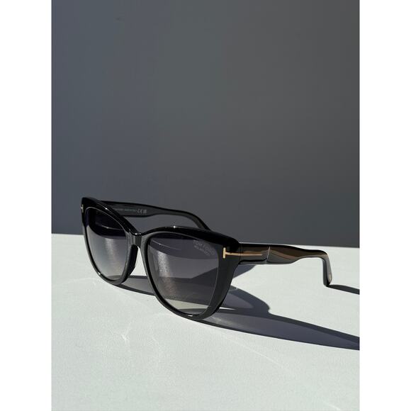 NEW Tom Ford Nora FT0937 Polarized Sunglasses in Black - Picture 5 of 8